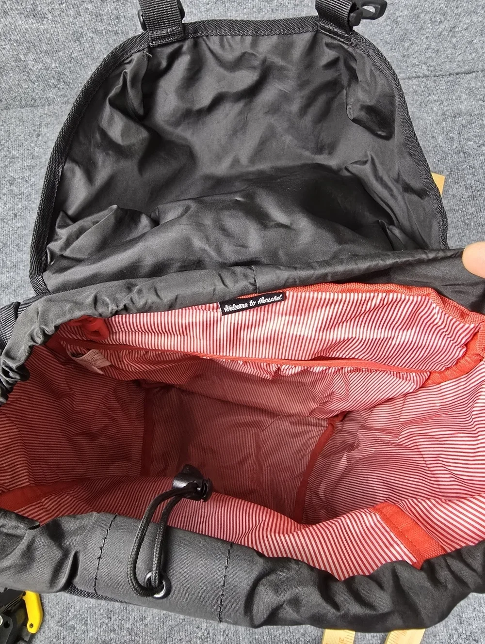 Herschel Supply Co. Black Iona Backpack - Excellent Condition